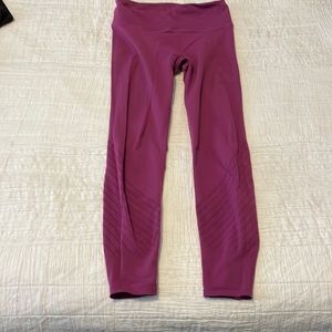Lululemon 25” luon vent leggings
